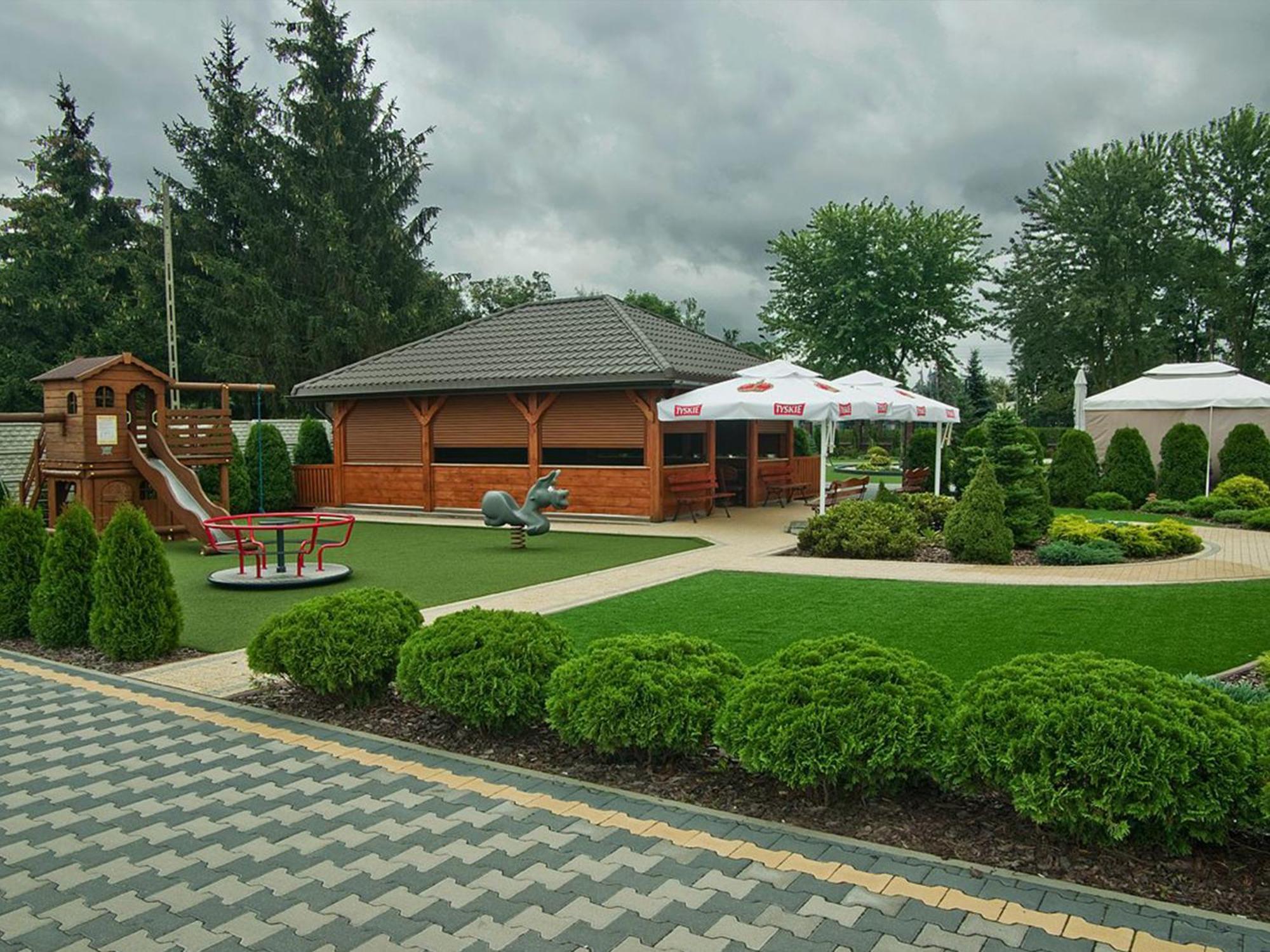 Hotel Hesperus Międzyrzec Podlaski Exterior foto